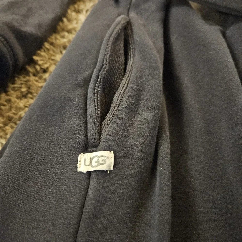 UGG Heather Charcoal Gray Fleece Lined Belted Bathrobe Size Medium Soft Pockets